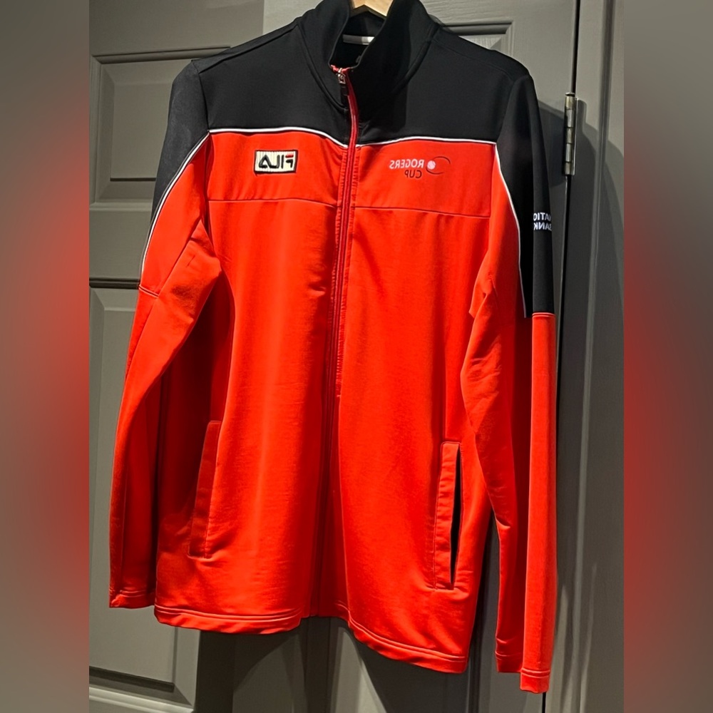 FILA lightweight zippered jacket